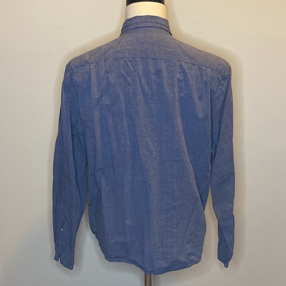 J. Crew Long-Sleeve Button-Down Shirt in 100% Blue Cotton (sz XL) - Picture 4 of 5